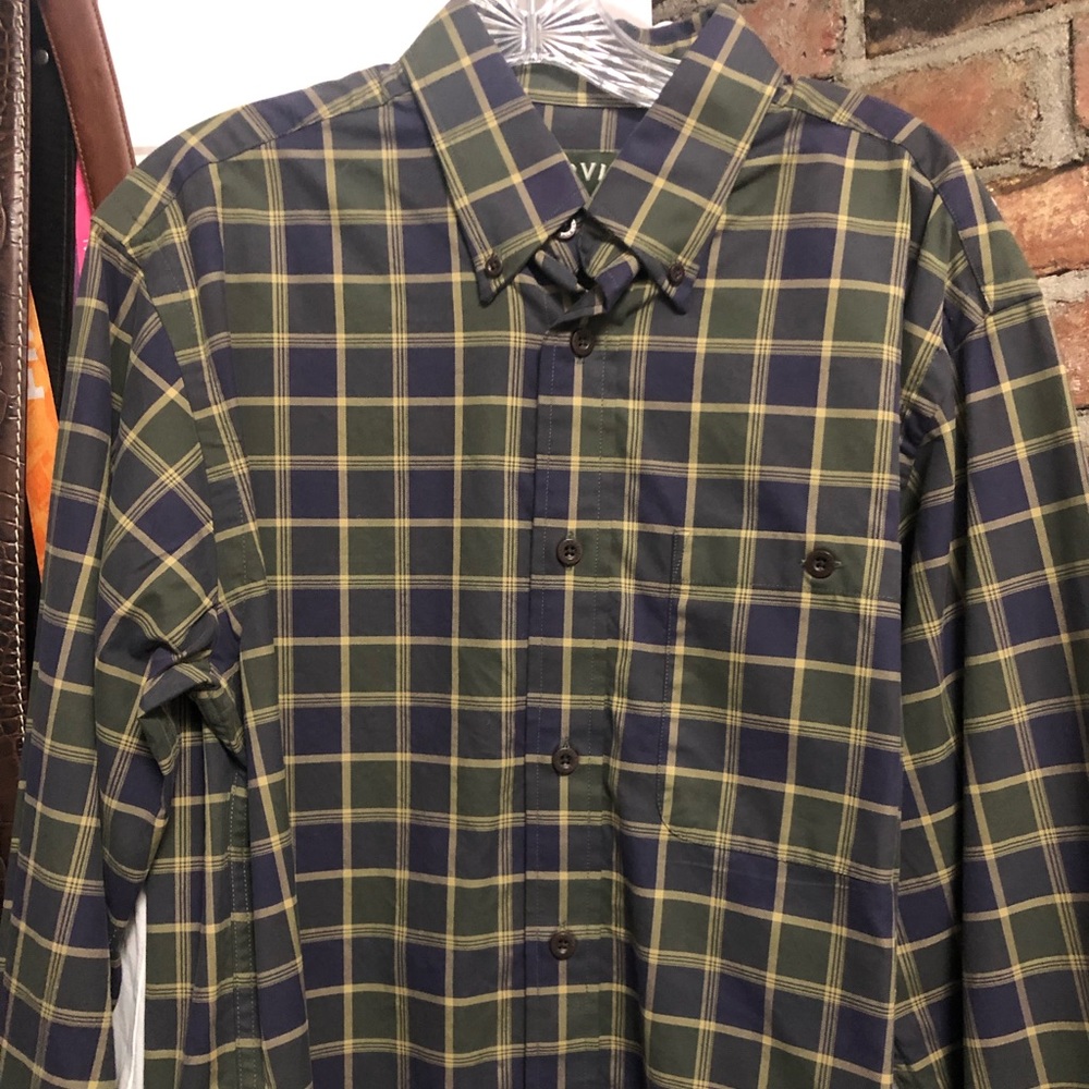 Orvis Button Down - Men’s Medium